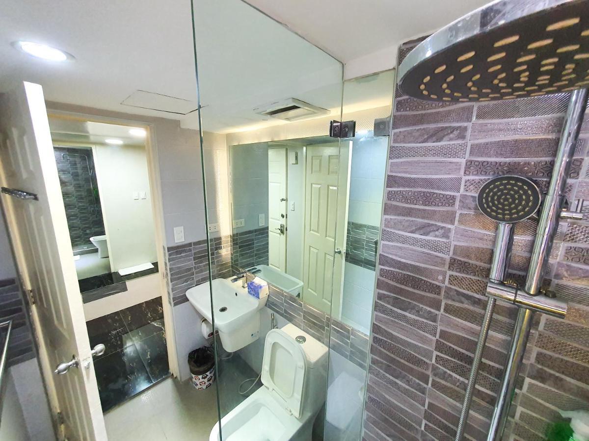 Burgundy Mckinley Place Service Apartment มะนิลา ภายนอก รูปภาพ